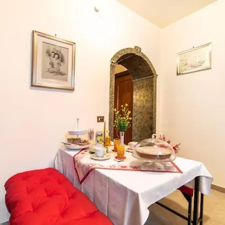 Borgo Antico فندق مبيت وإفطار